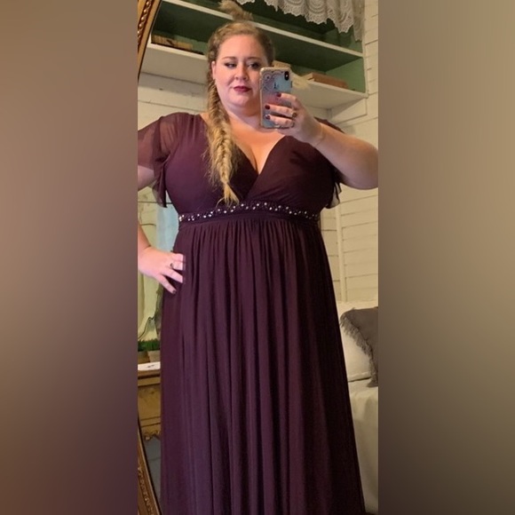 Meet your Posher, Danielle - Picture 6 of 16